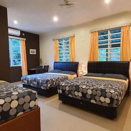 Fathers Guesthouse Bungalow Cameron Highlands Extérieur photo