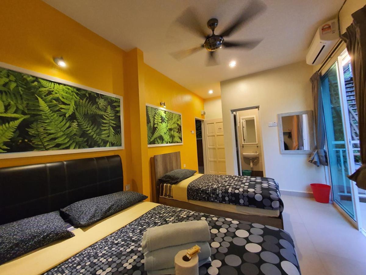 Fathers Guesthouse Bungalow Cameron Highlands Extérieur photo
