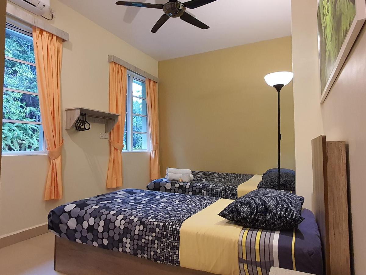 Fathers Guesthouse Bungalow Cameron Highlands Extérieur photo