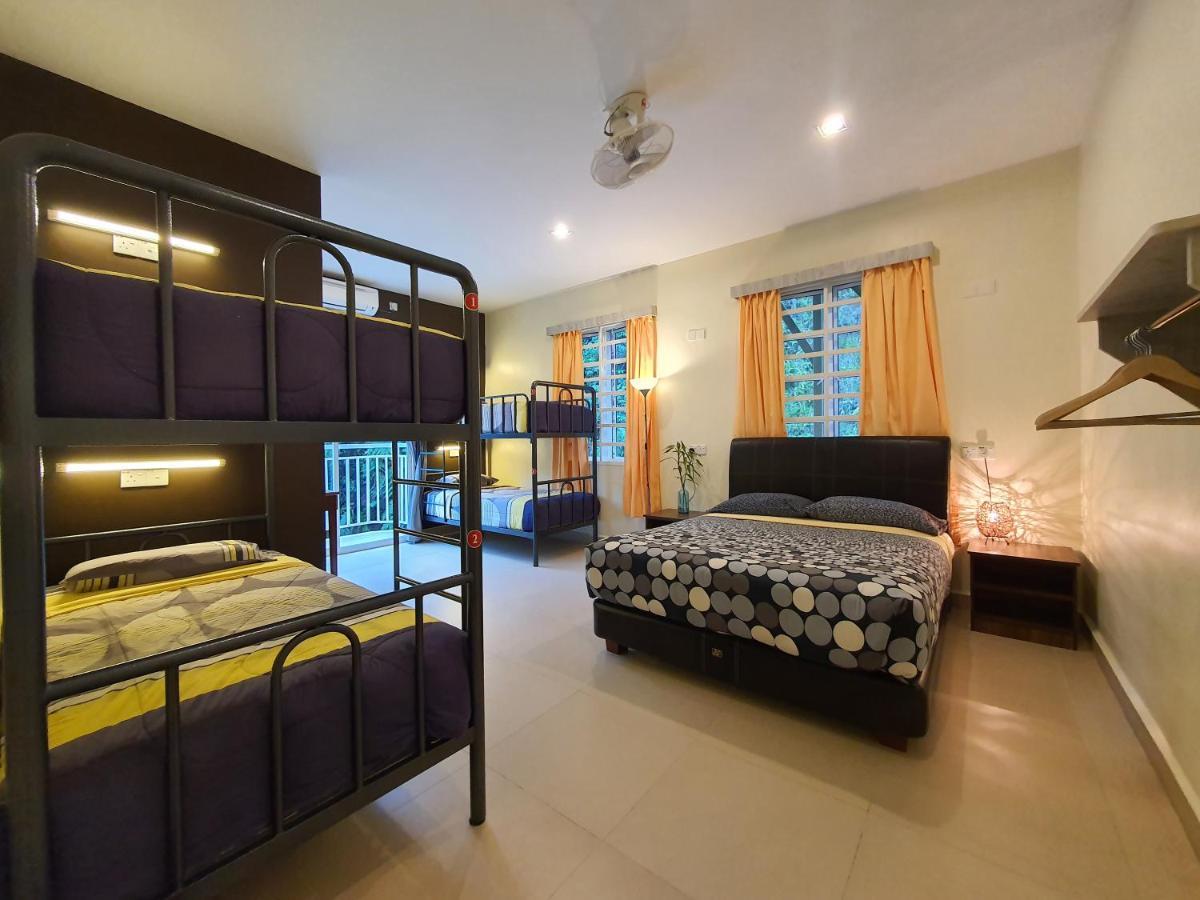 Fathers Guesthouse Bungalow Cameron Highlands Extérieur photo