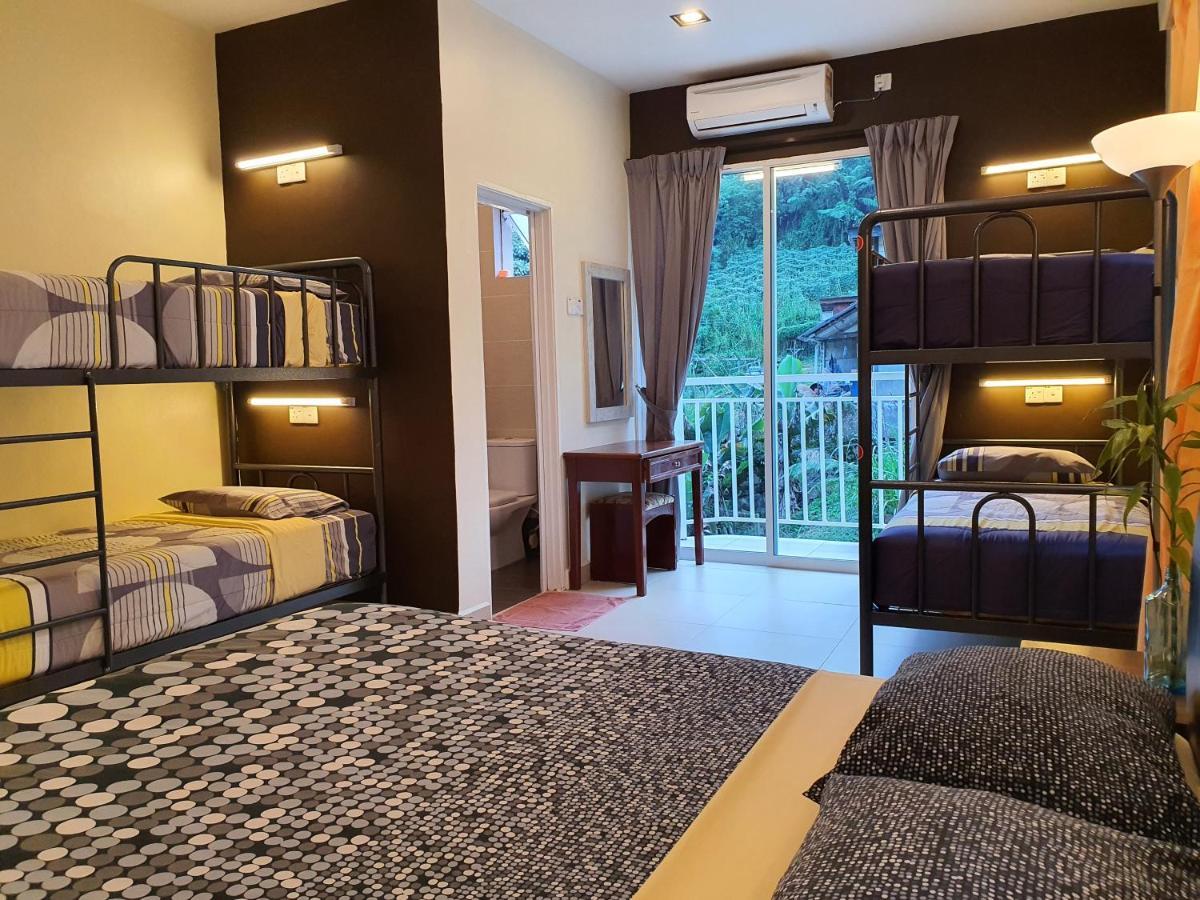 Fathers Guesthouse Bungalow Cameron Highlands Extérieur photo