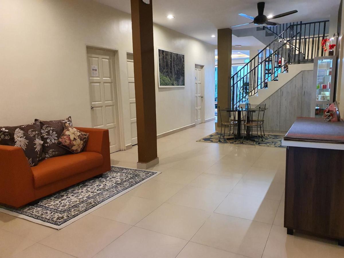 Fathers Guesthouse Bungalow Cameron Highlands Extérieur photo