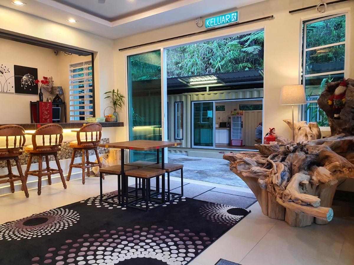 Fathers Guesthouse Bungalow Cameron Highlands Extérieur photo